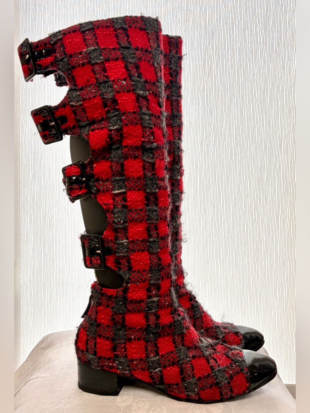 CHANEL Fall07 Karl L. Tweed Cap Toe Buckle Boots, Red/Grey/Blk Plaid, CCs,37,EUC - Picture 9 of 15
